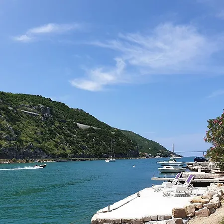 La Luna - One Bedroom With Balcony And Sea View Mokošica