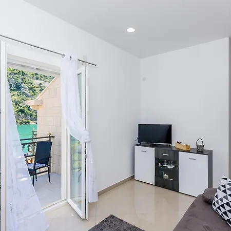 La Luna - One Bedroom With Balcony And Sea View Mokošica