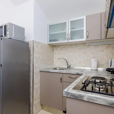 La Luna - One Bedroom With Balcony And Sea View * Mokošica